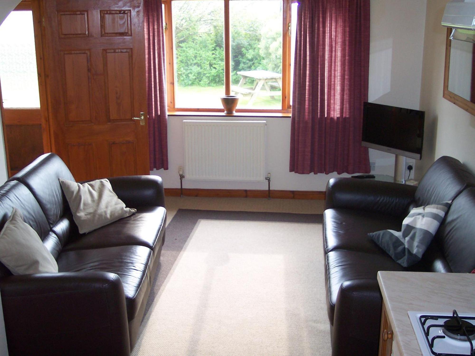 The Poldark Inn Delabole Екстериор снимка