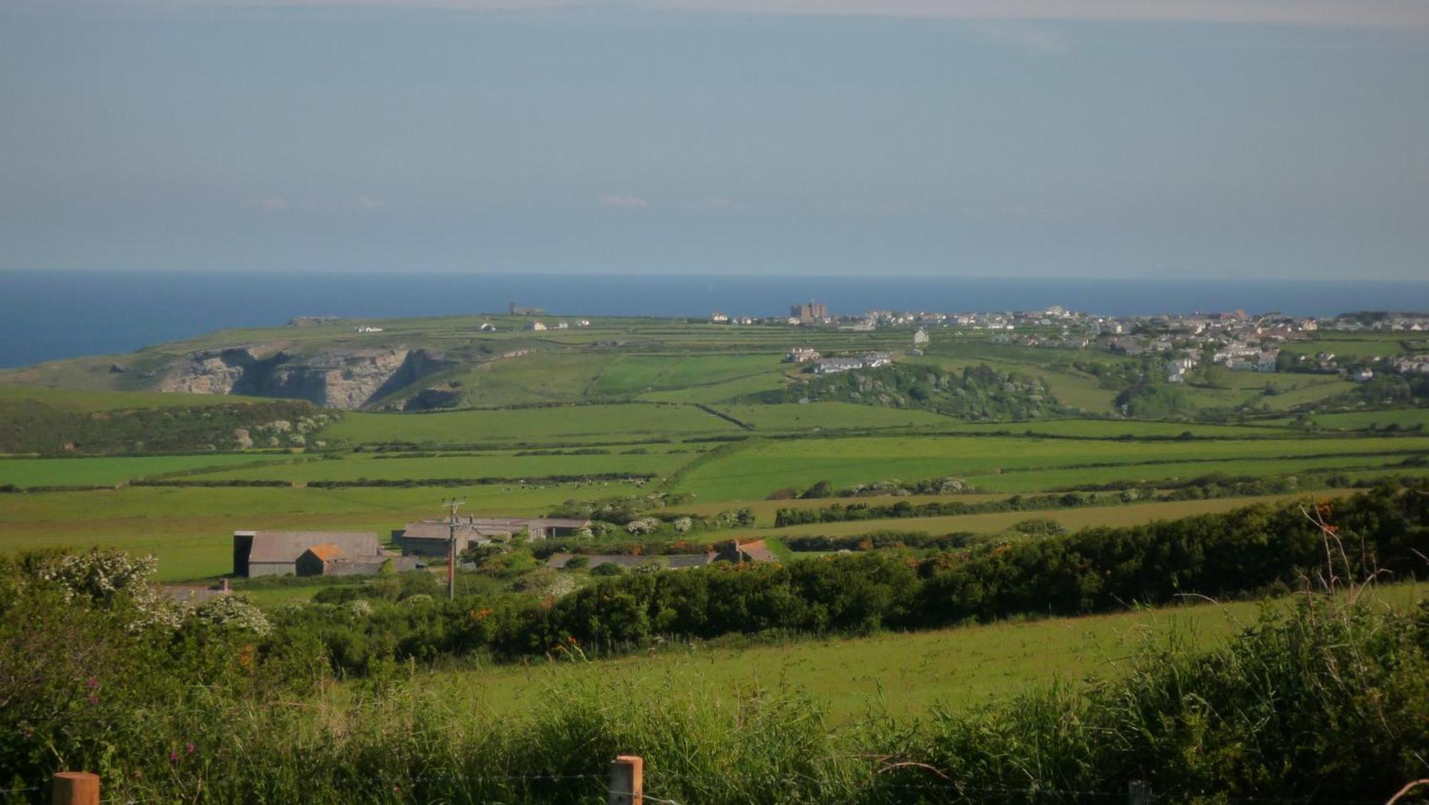The Poldark Inn Delabole Екстериор снимка