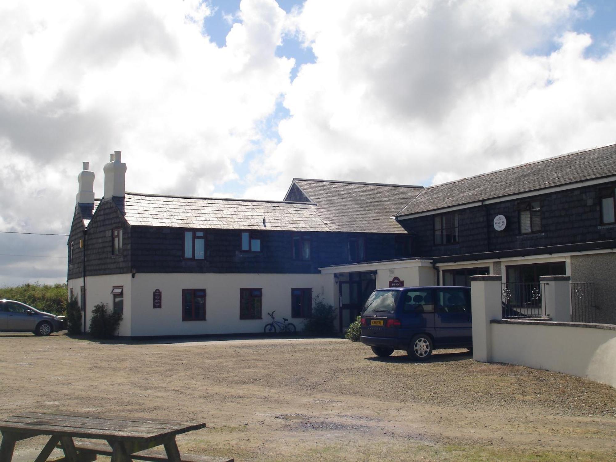The Poldark Inn Delabole Екстериор снимка