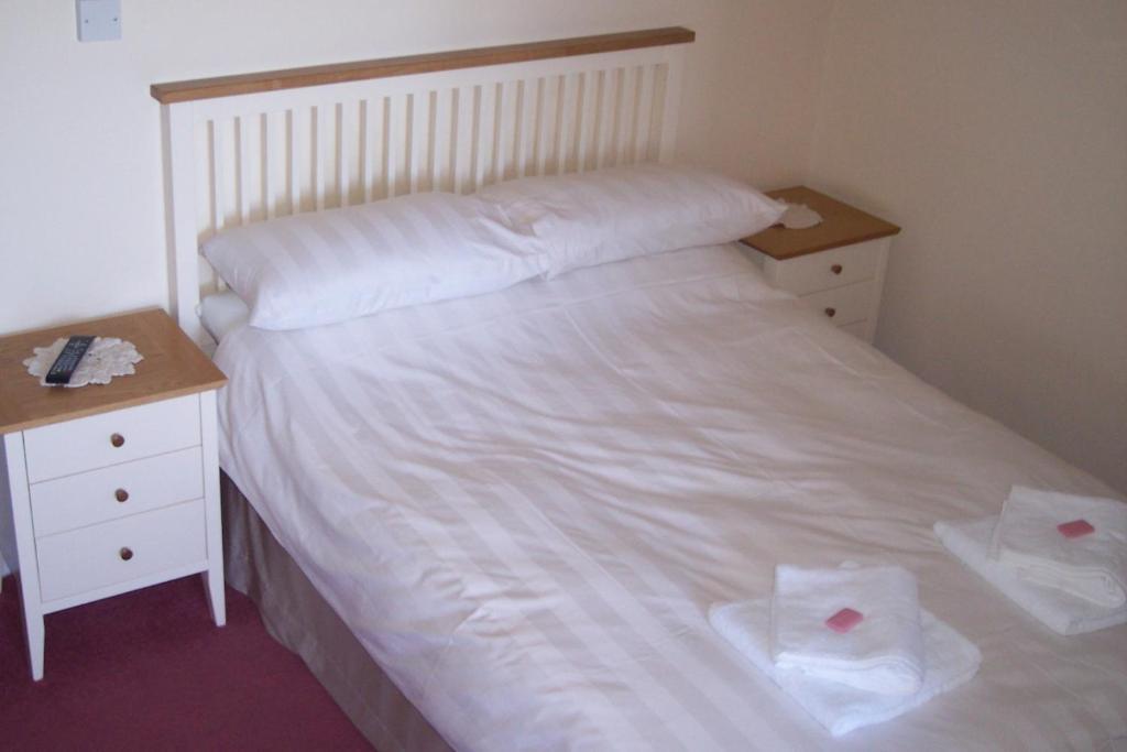 The Poldark Inn Delabole Екстериор снимка